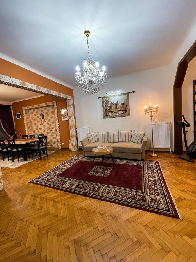 Central Apartment W/ Fire Place - Ground Floor Bucharest Exterior photo
